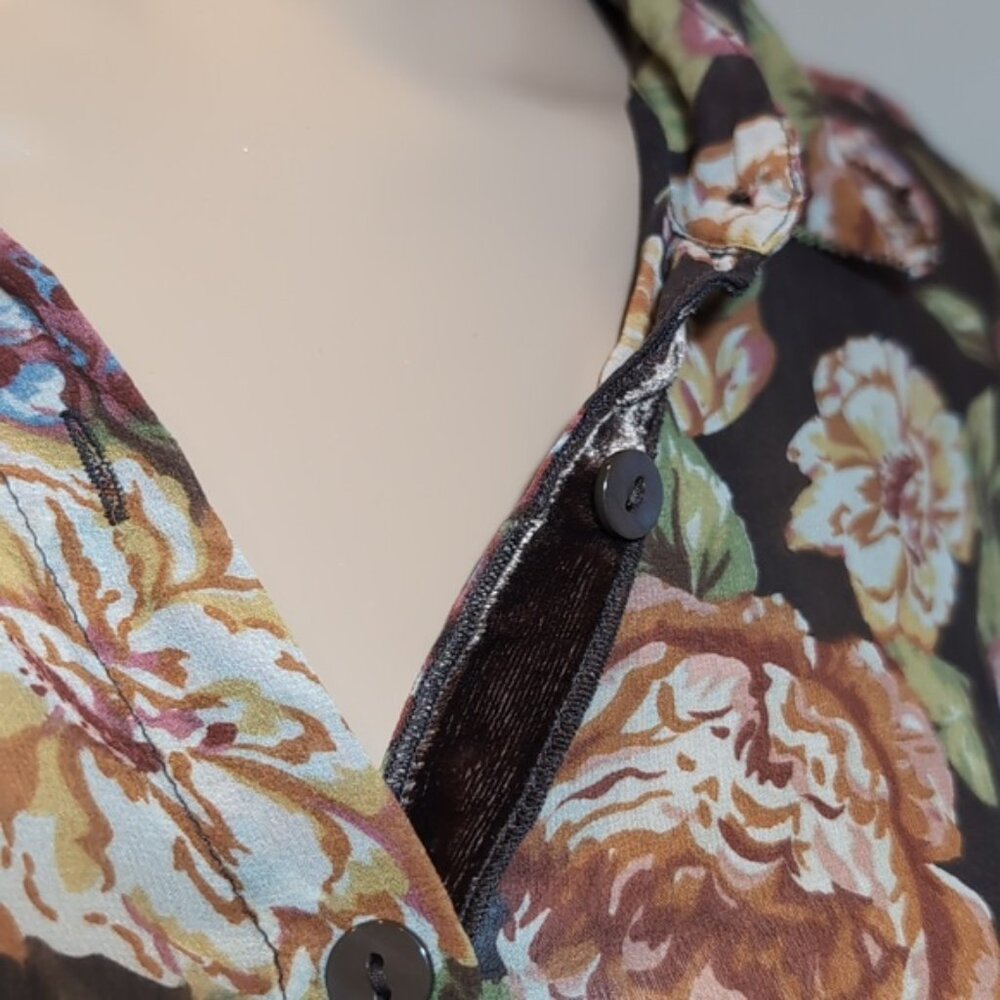 CAbi Pure Silk Top Floral Pintucked Velvet Buttoned Shirt Brown Womens Medium - Picture 9 of 14